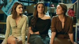 Choli Ke Peeche Kya Hai MP3 Song Download DJ Remix